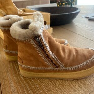 Laidback London Setsu Crochet Crepe Chestnut Suede Wheat